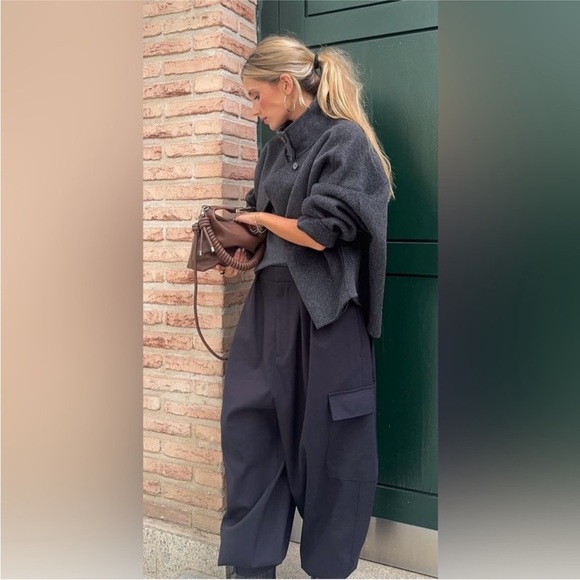 Zara Pants - Zara Black Wide-Leg Cargo Pants
